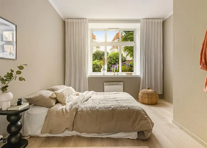 Apartment Moderne Med Sjoglott Og Balkong Bergen