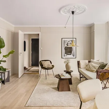 Апартаменти Modern Apartment With Balcony, Bergen