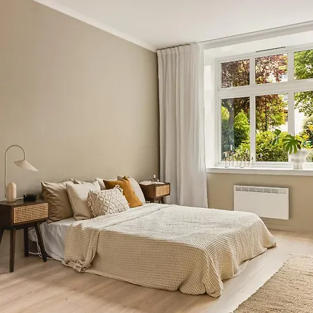 Апартаменти Moderne Med Sjoglott Og Balkong