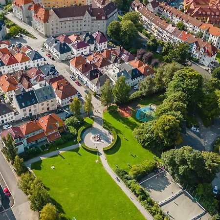 Апартаменти Moderne Med Sjoglott Og Balkong Берген